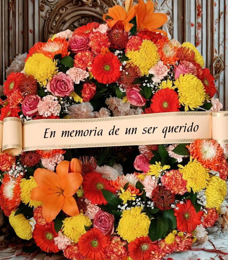 Corona de Gran Volumen corona de flores grande y espectacular para tanatorios. máxima presencia y densidad floral para empresas en el sur de gran canaria.